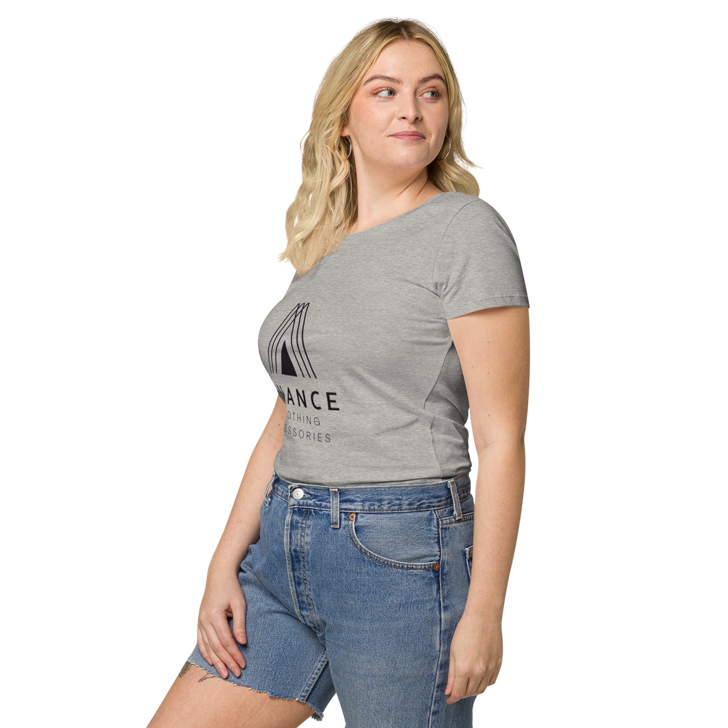 Women’s basic organic t-shirt